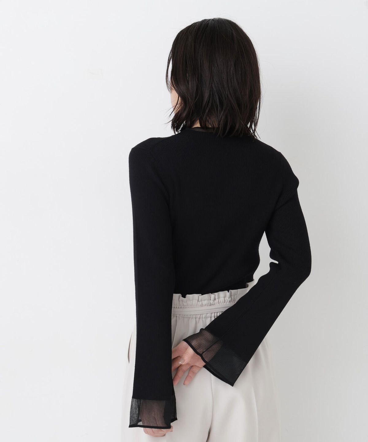 163cm 着用サイズ:FR