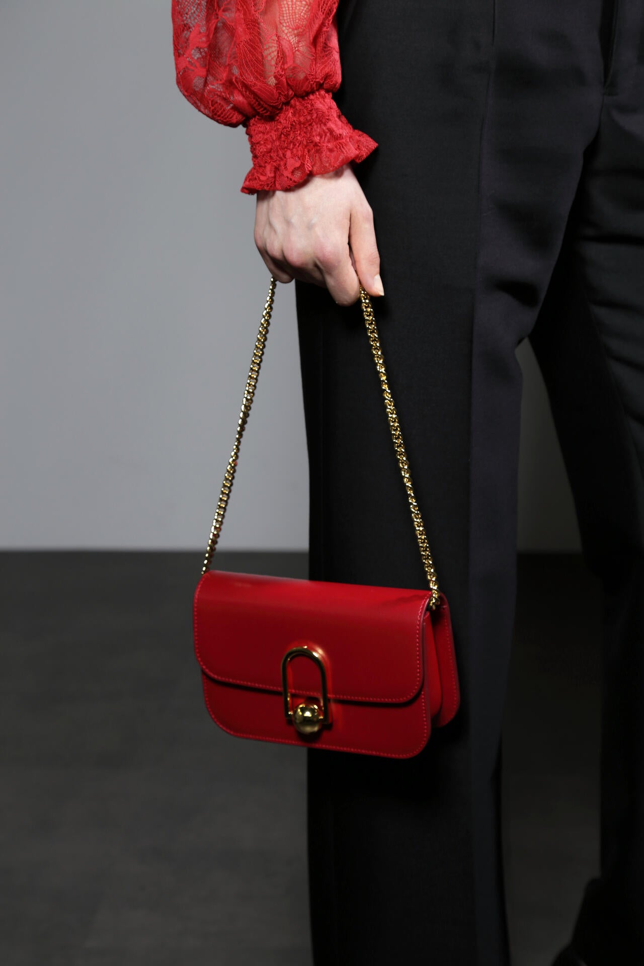 369947f3-b34a-549e-8c79-d5b74764a386_Image