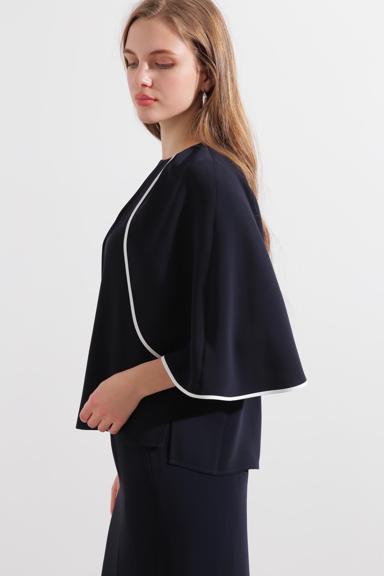 c87c32a5-69ab-58cd-85c6-94dcb4240fa0_Image