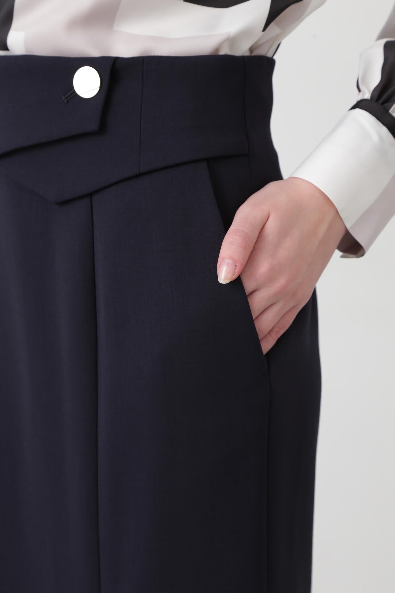 ba947cb5-d8e9-533a-91d3-b502a9da40f3_Image