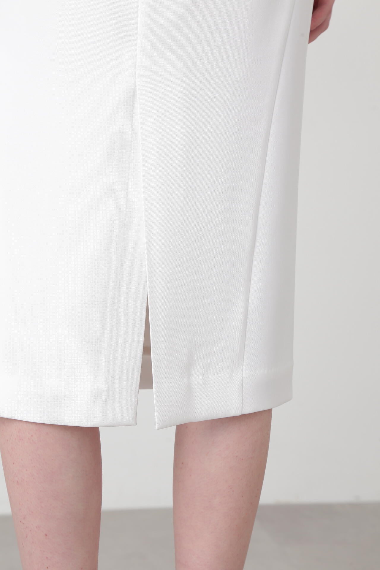 ハイツイストスカート