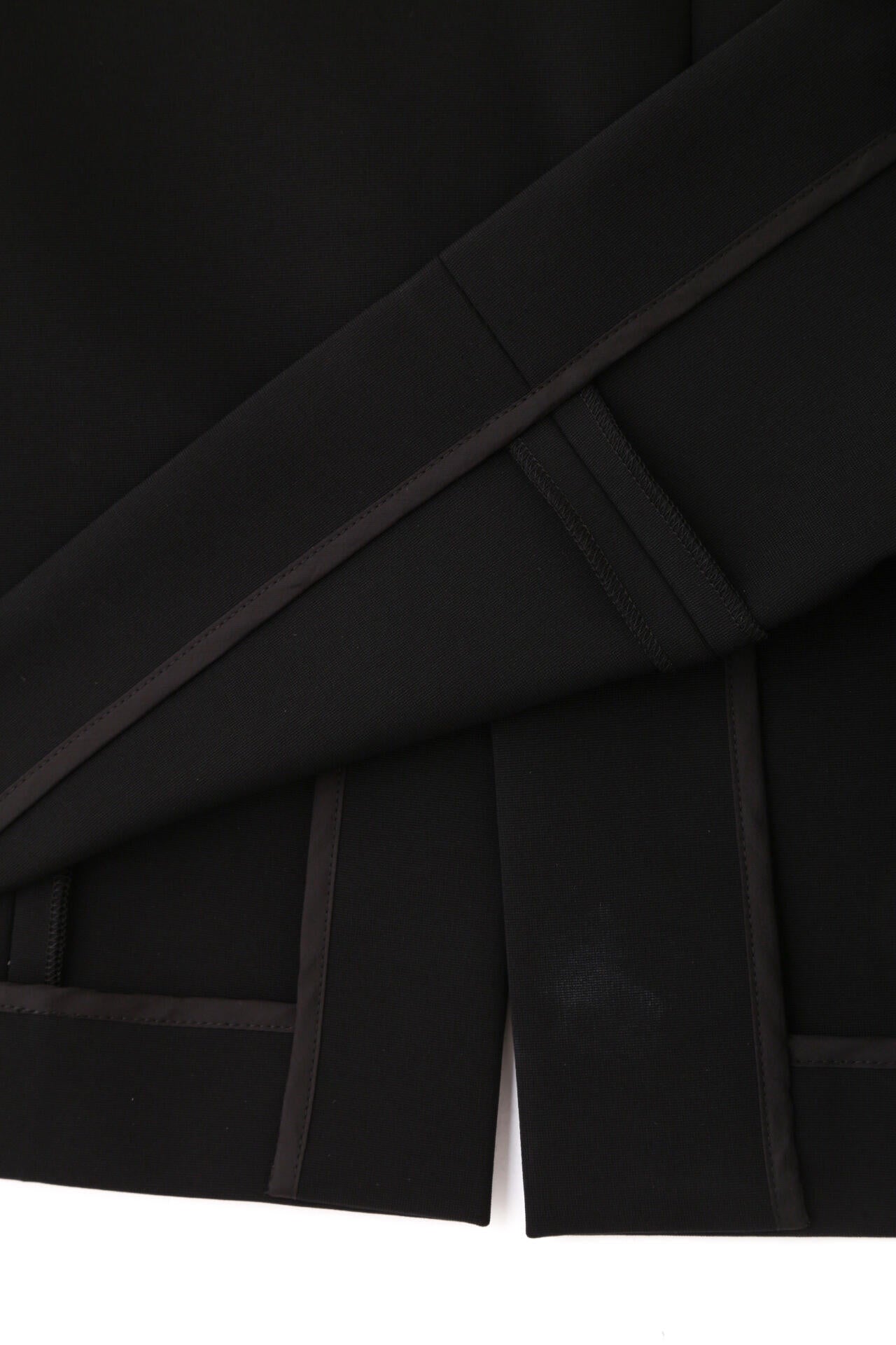 2843e401-b307-549a-a3e7-4aaa8b75a34d_Image