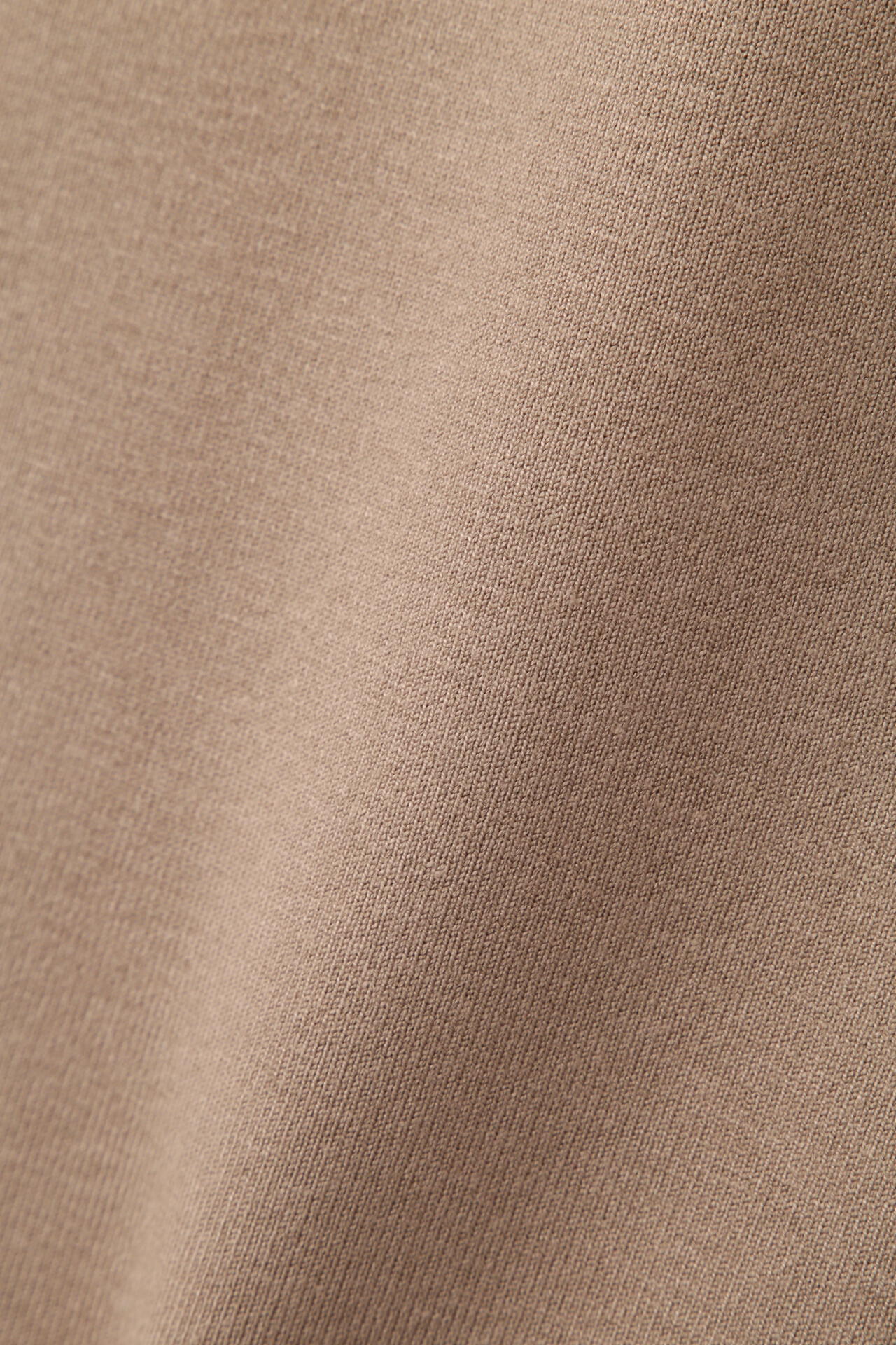 メタルボタンタイトスカート