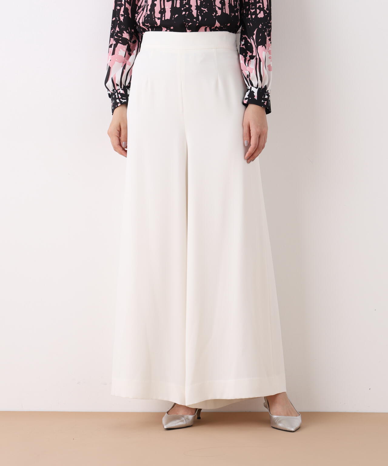 ec4d3c00-1d26-51ae-9534-0e6204bf89ea_Image