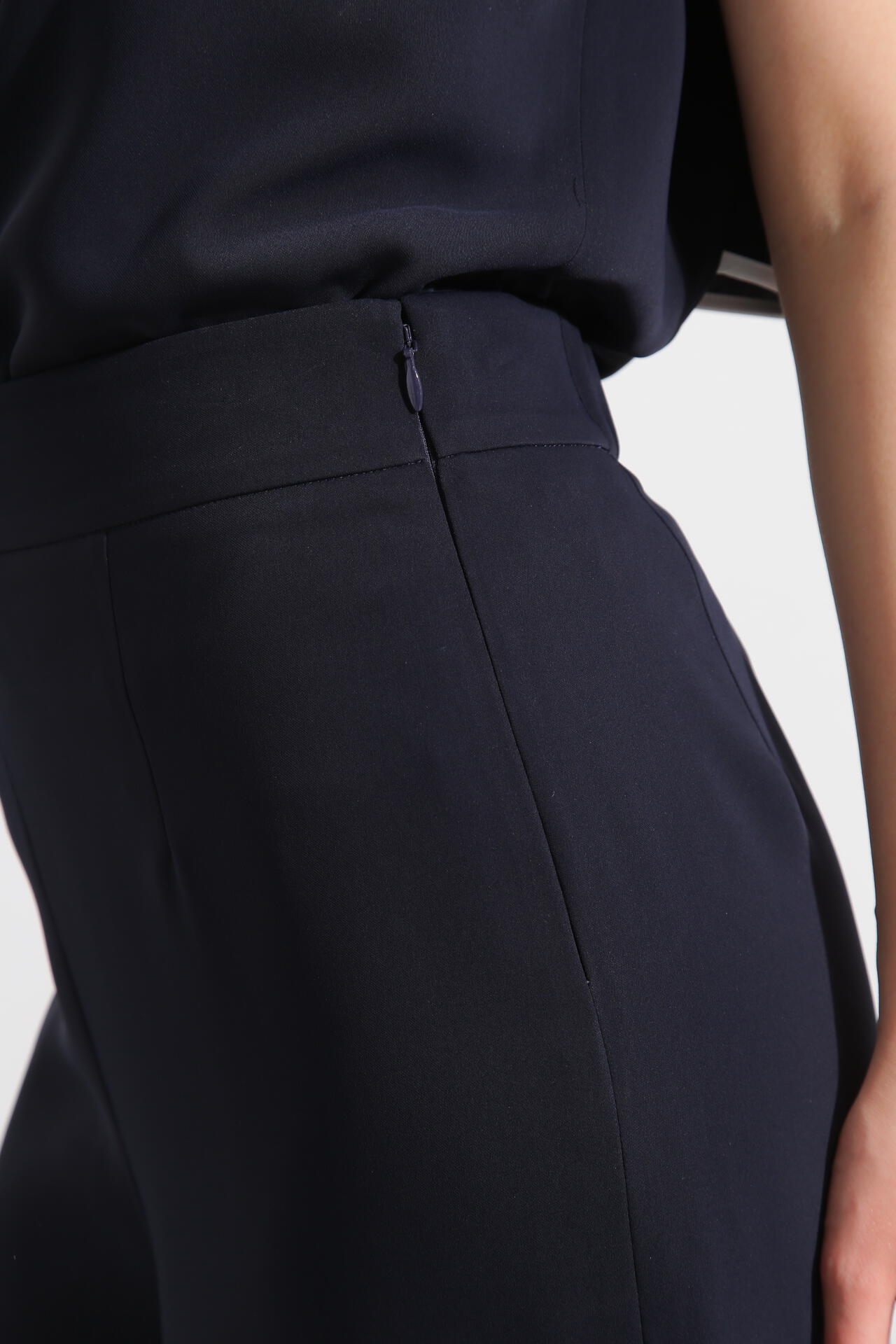 2298be80-487e-519b-9e42-172104ca8cfd_Image