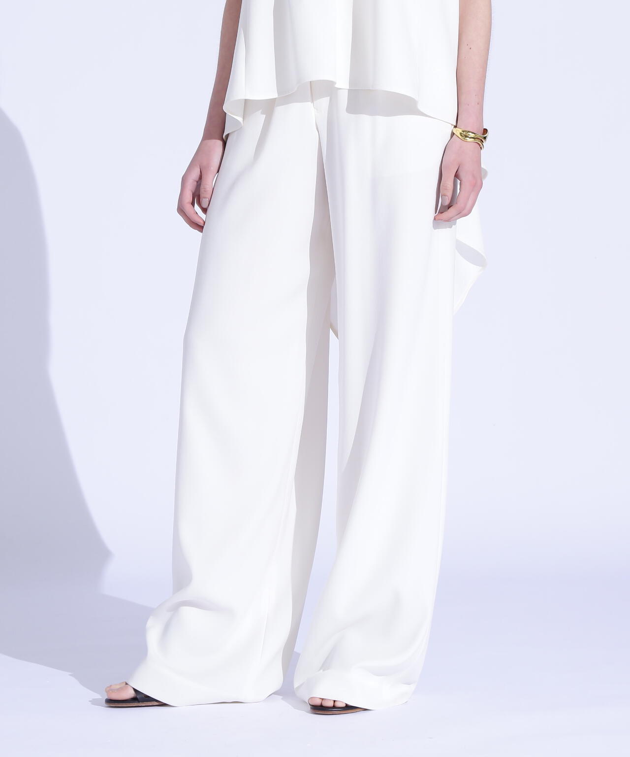 フロントタックフレアパンツ_