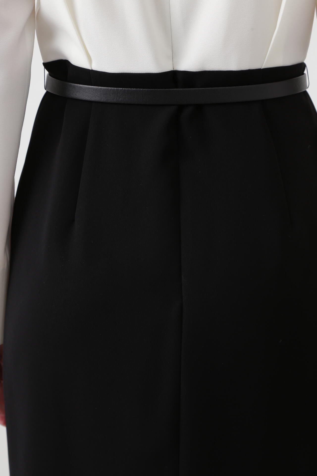 17ece952-3a8b-5c0a-b370-52587b4c9f16_Image