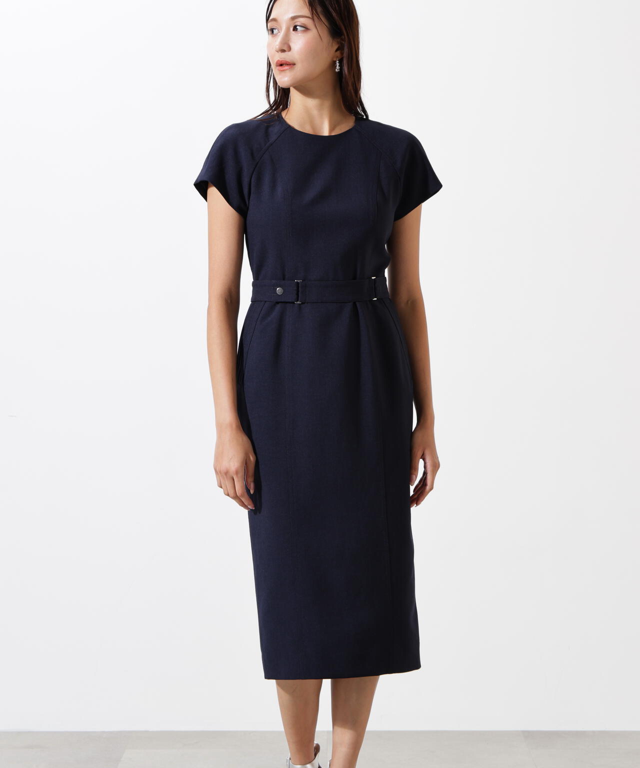 ラグランステッチベルト付きワンピース