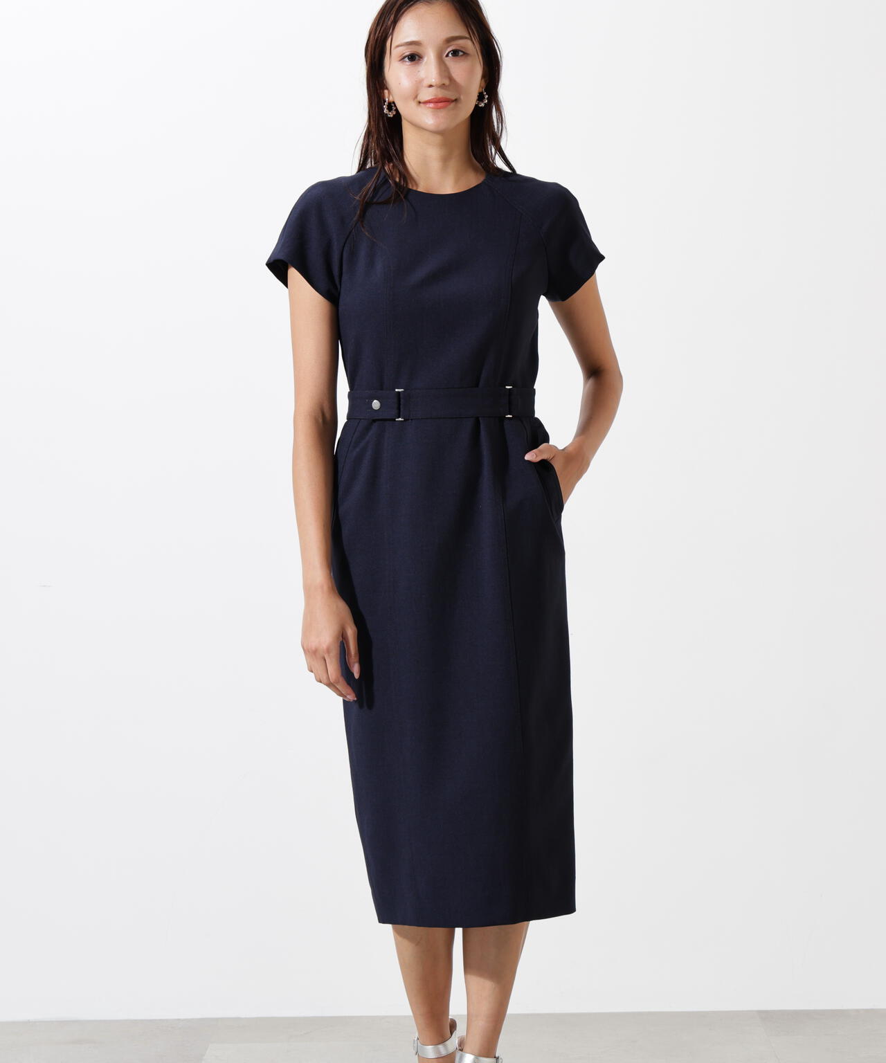 ラグランステッチベルト付きワンピース