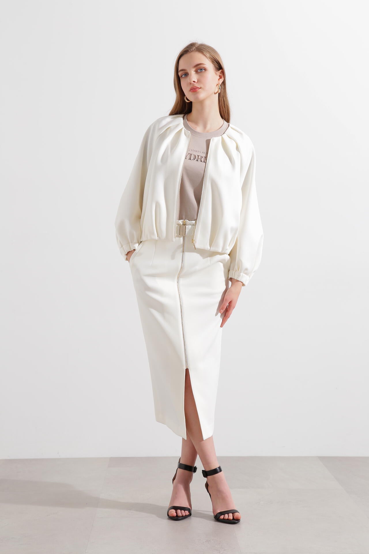 21652d54-8523-5a22-8a8c-783d9942a6ed_Image