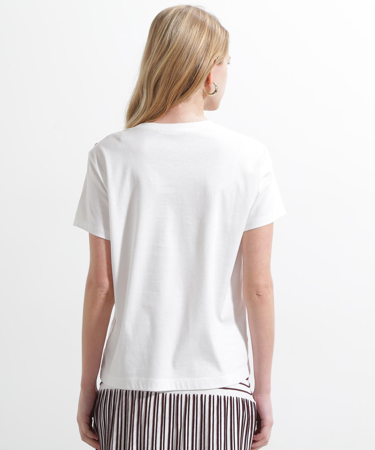“TO TRAVEL” ロゴTシャツ