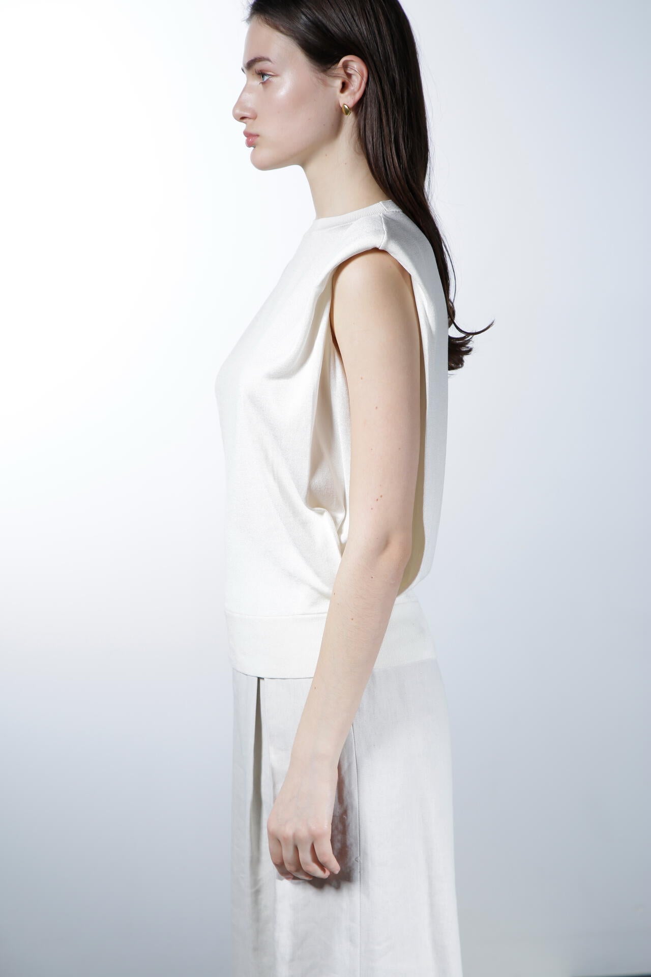 ショルダーパットニットトップス_