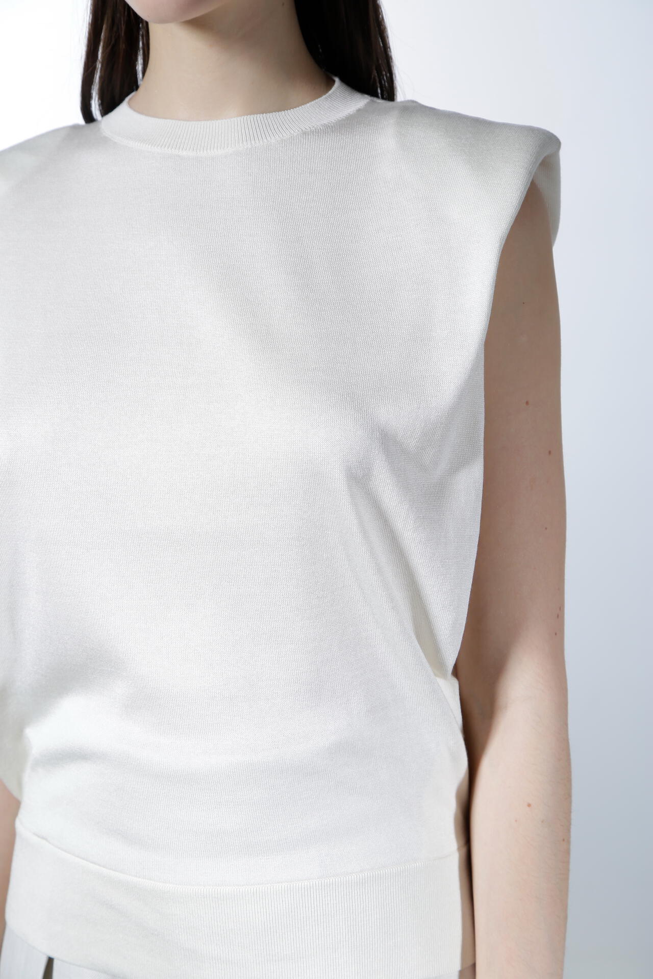 ショルダーパットニットトップス_