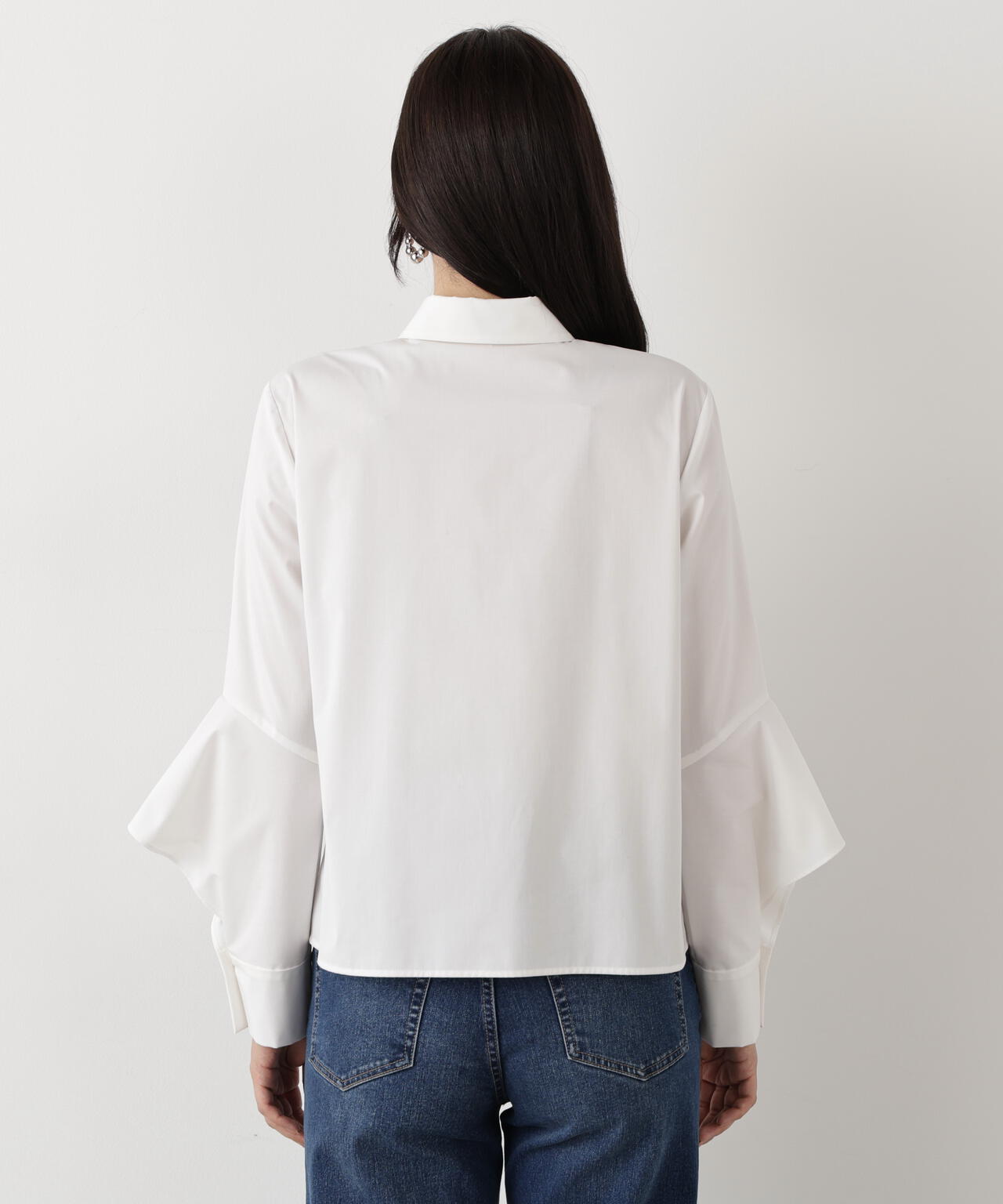 ラッフルスリーブリボンブラウス