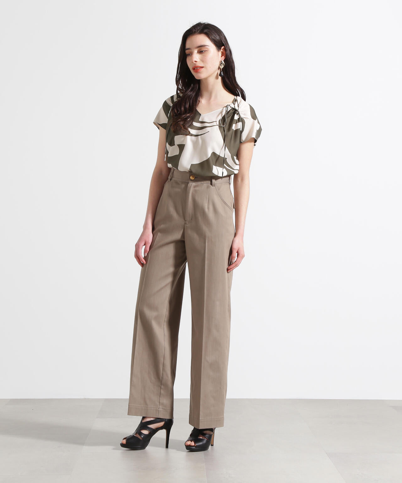 a9076173-18b5-5705-ad29-3214815d2c6f_Image