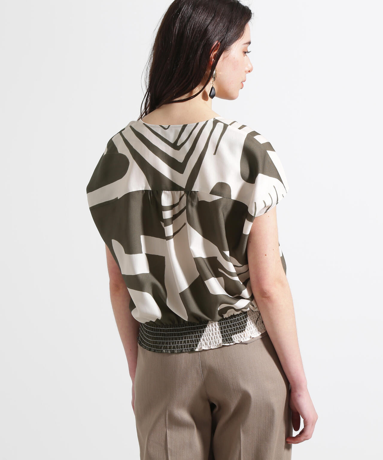 6bd43159-8643-57c7-9e56-836381e5dd41_Image