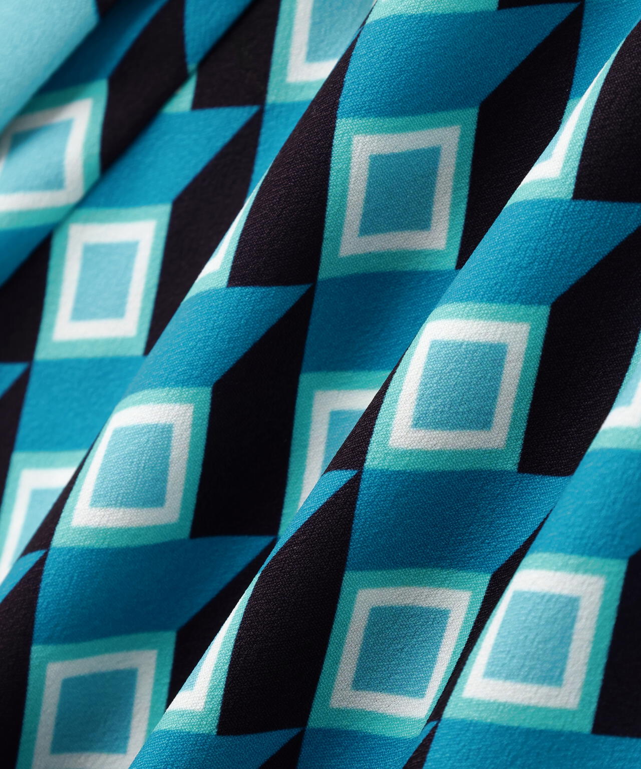 ジオメトリックプリントクロスリボンブラウス