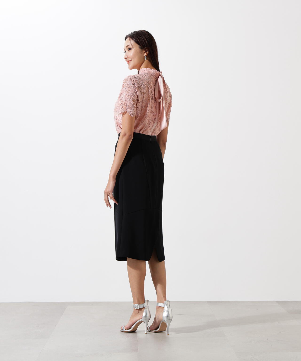 リーフレースバックリボンブラウス