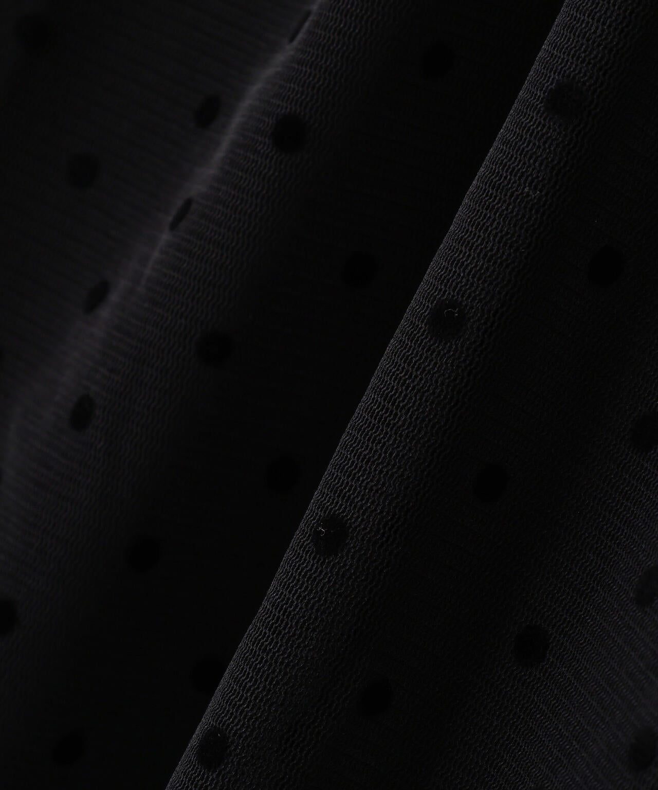 ドットフロッキーブラウス