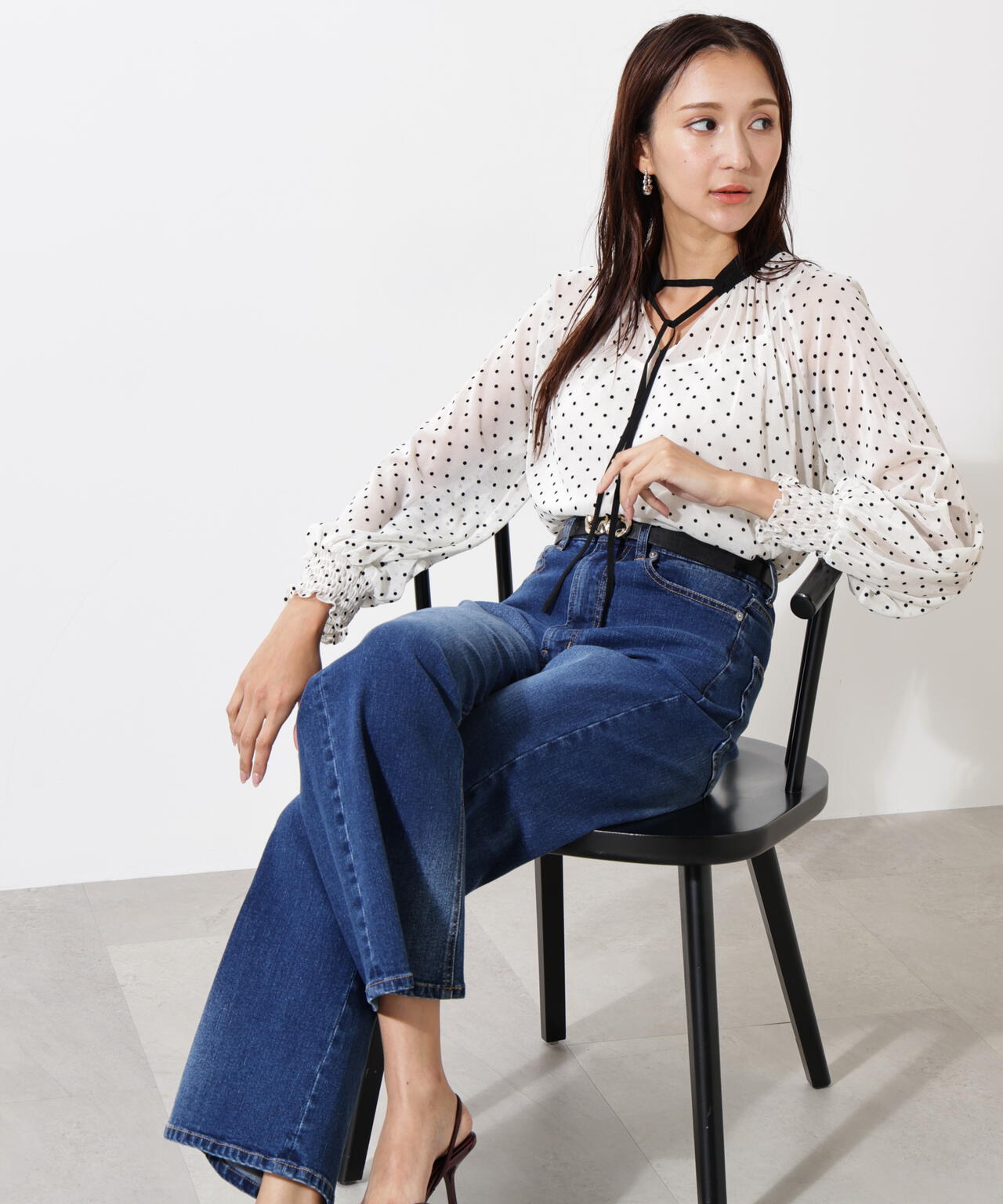ドットフロッキーブラウス