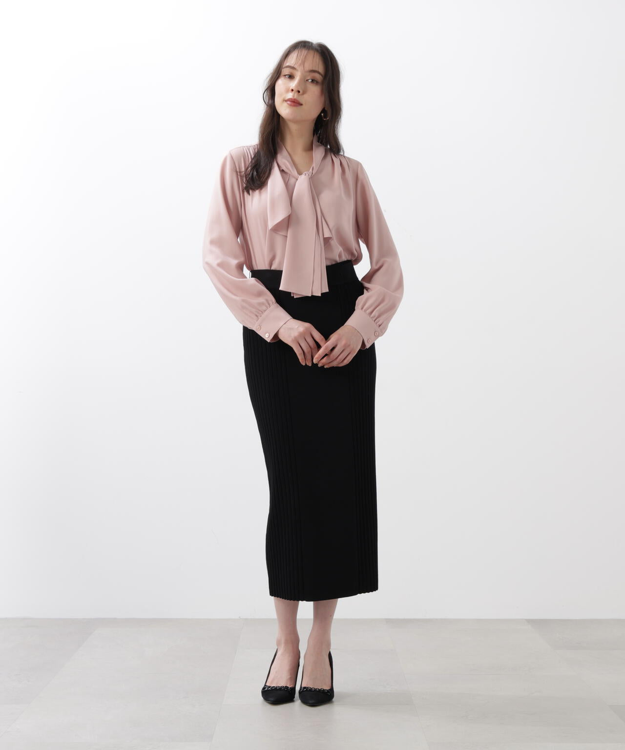 ベルト付き総針ニットタイトスカート