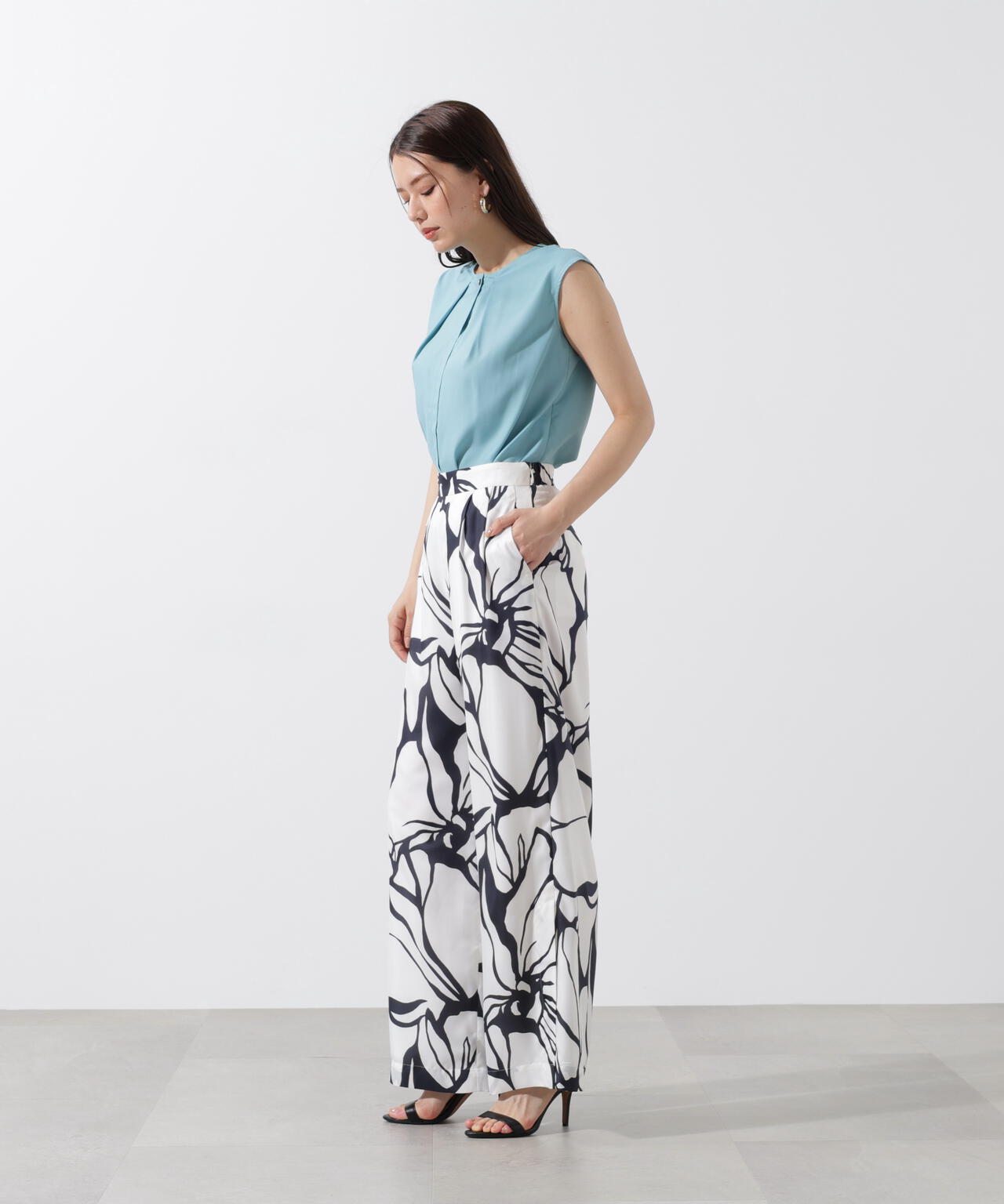 e9764c99-4ce9-57f1-a760-9d492afcefad_Image