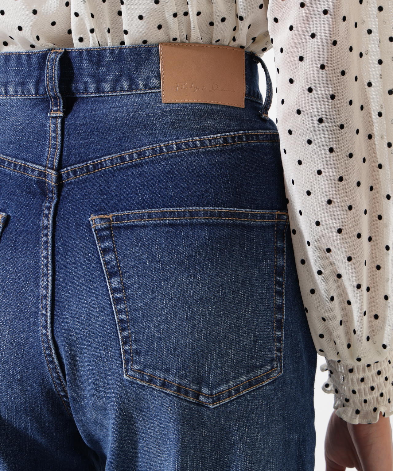 ワイドレッグジーンズ