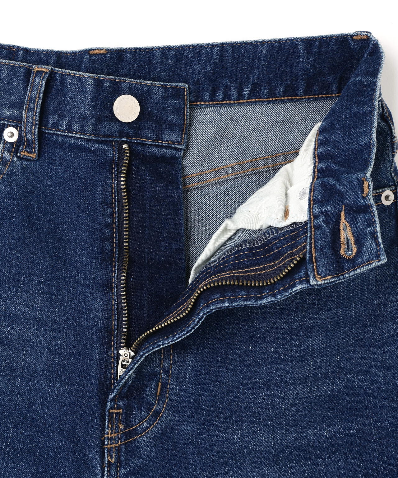 ワイドレッグジーンズ