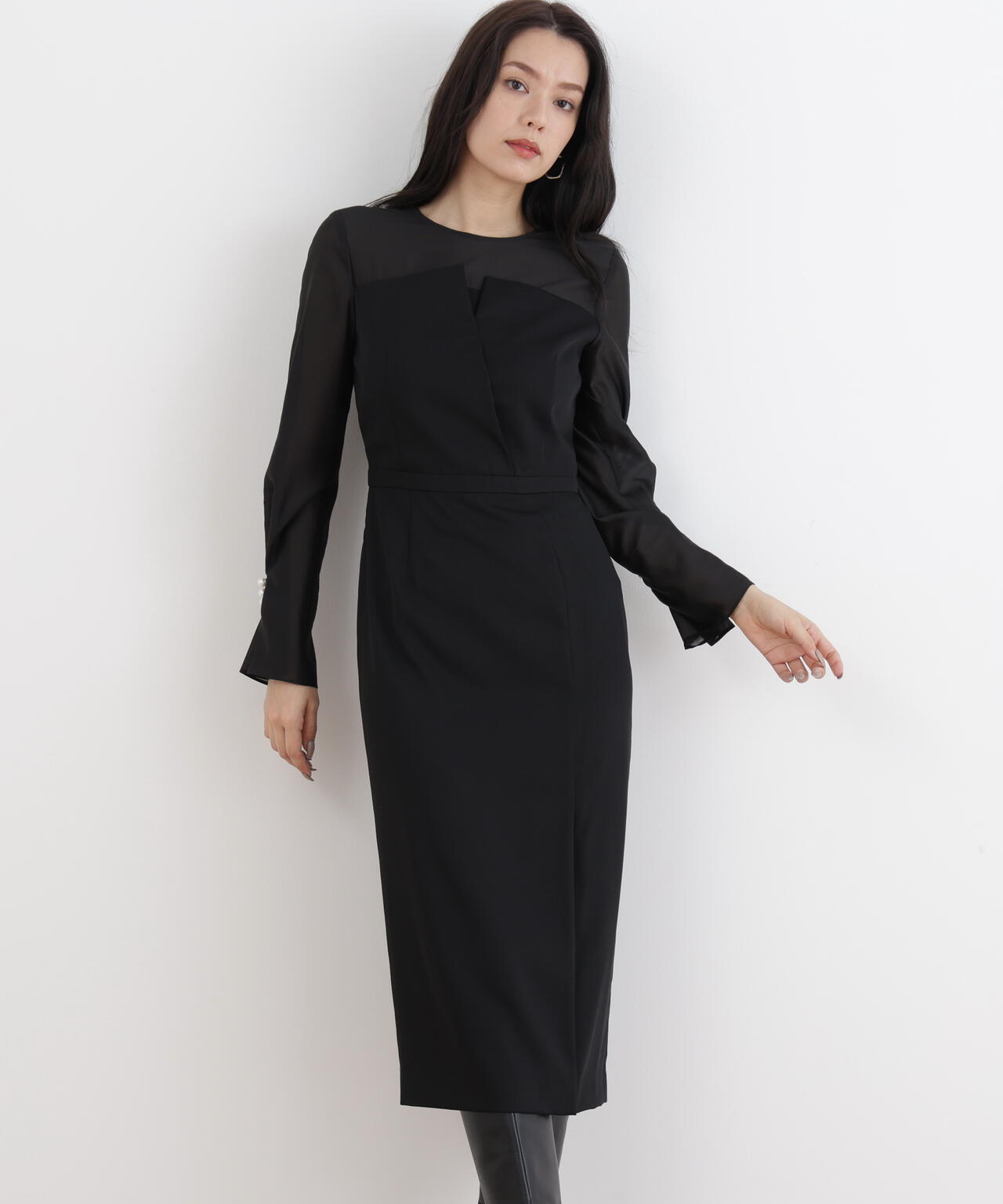 パールスリーブドッキングワンピース