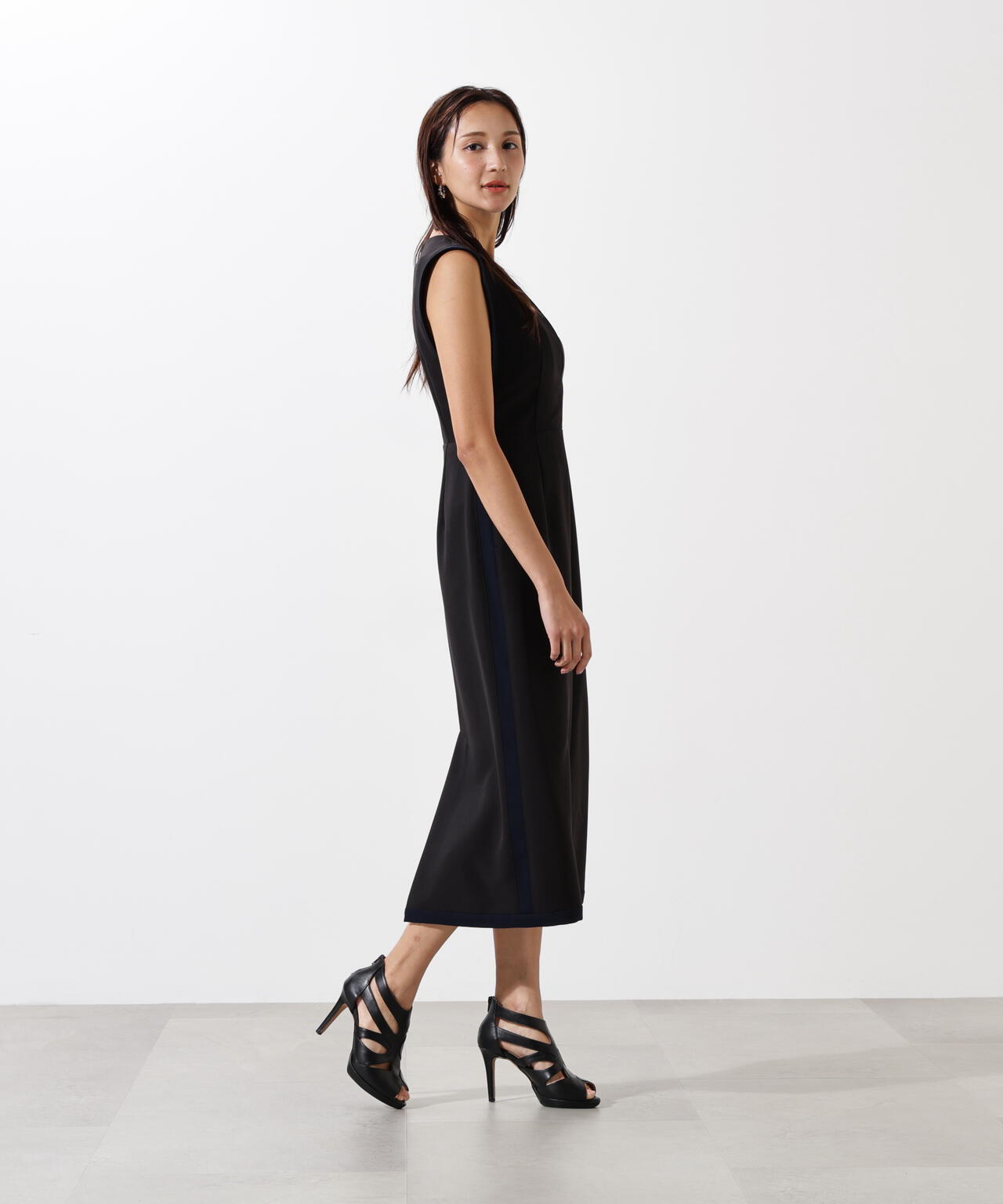 バイカラーVネックジャンスカ