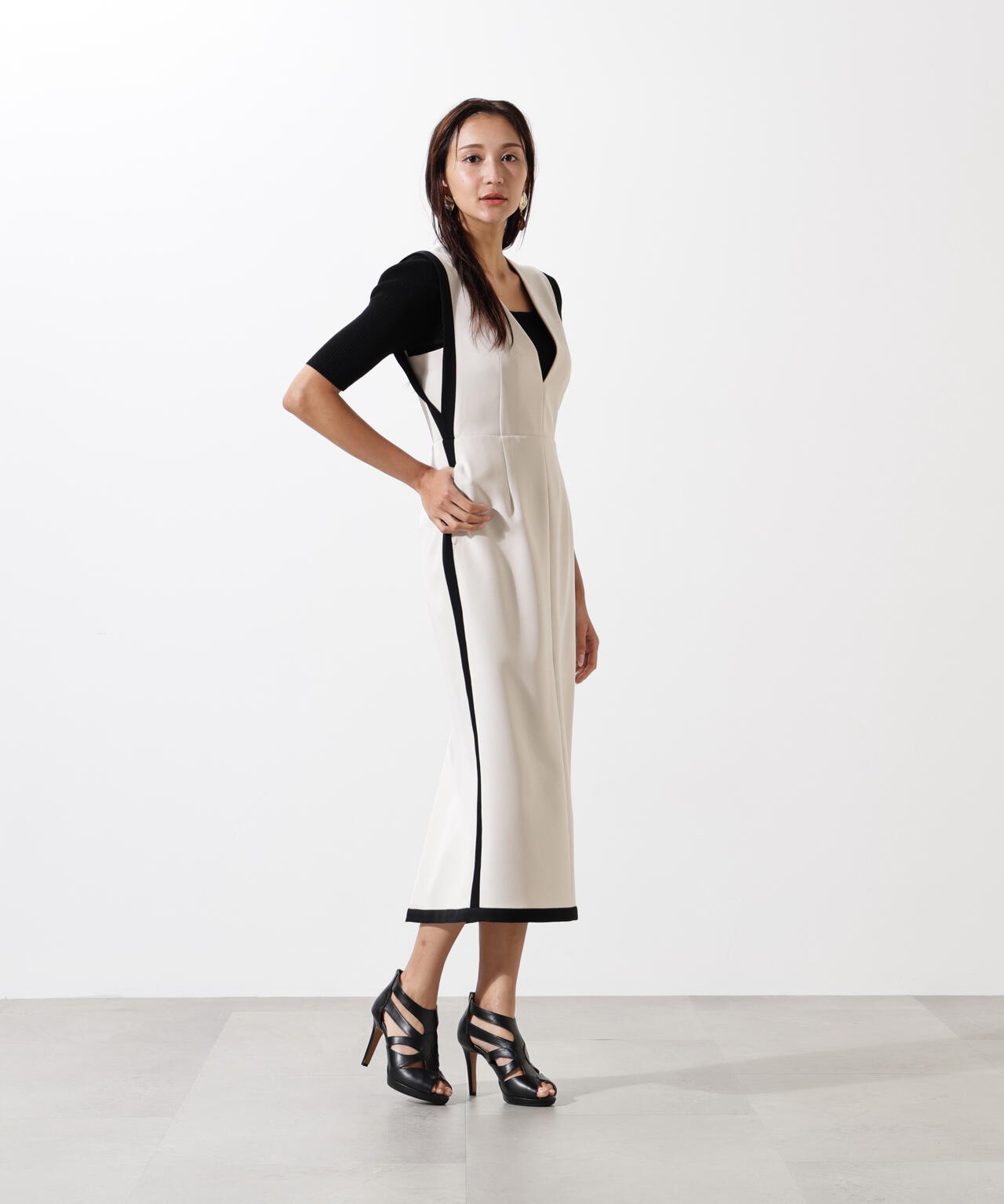 バイカラーVネックジャンスカ