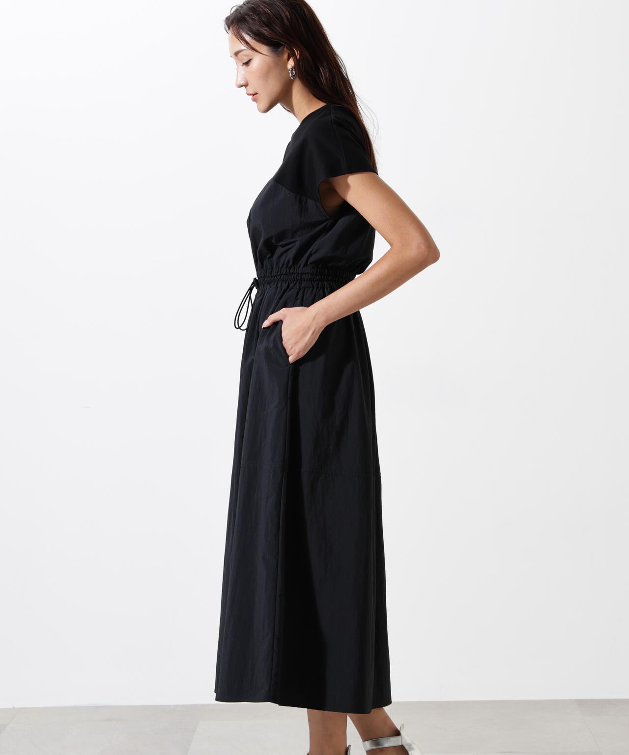 タフタドッキングワンピース