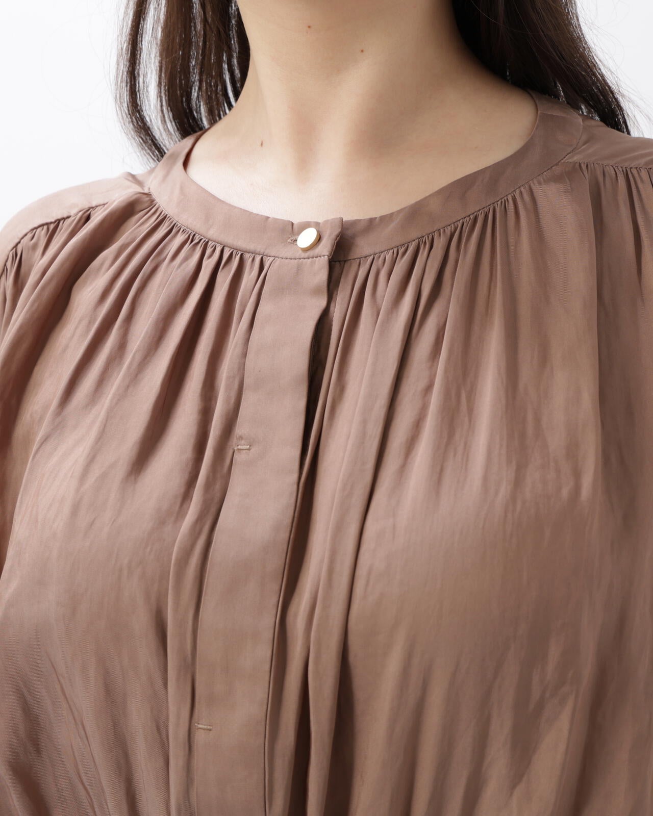 ベルト付きギャザーワンピース