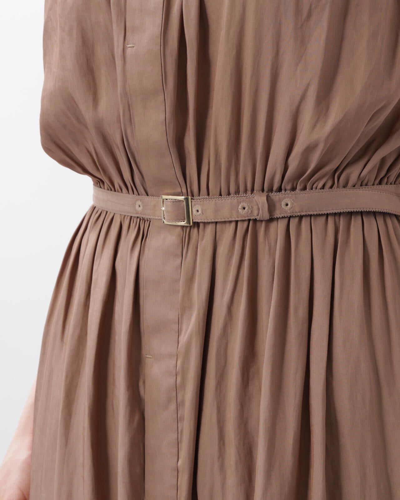 ベルト付きギャザーワンピース