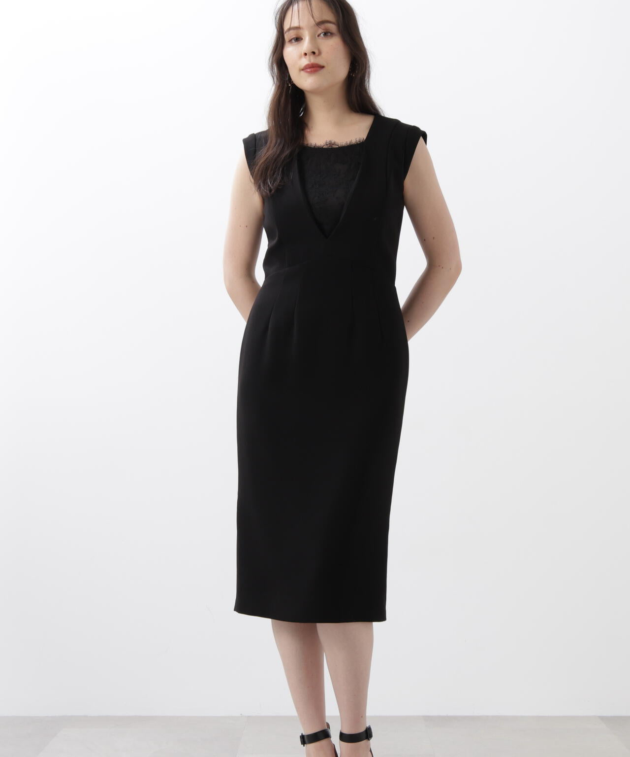 【URBAN PRECIOUS】レースコンビタイトワンピース