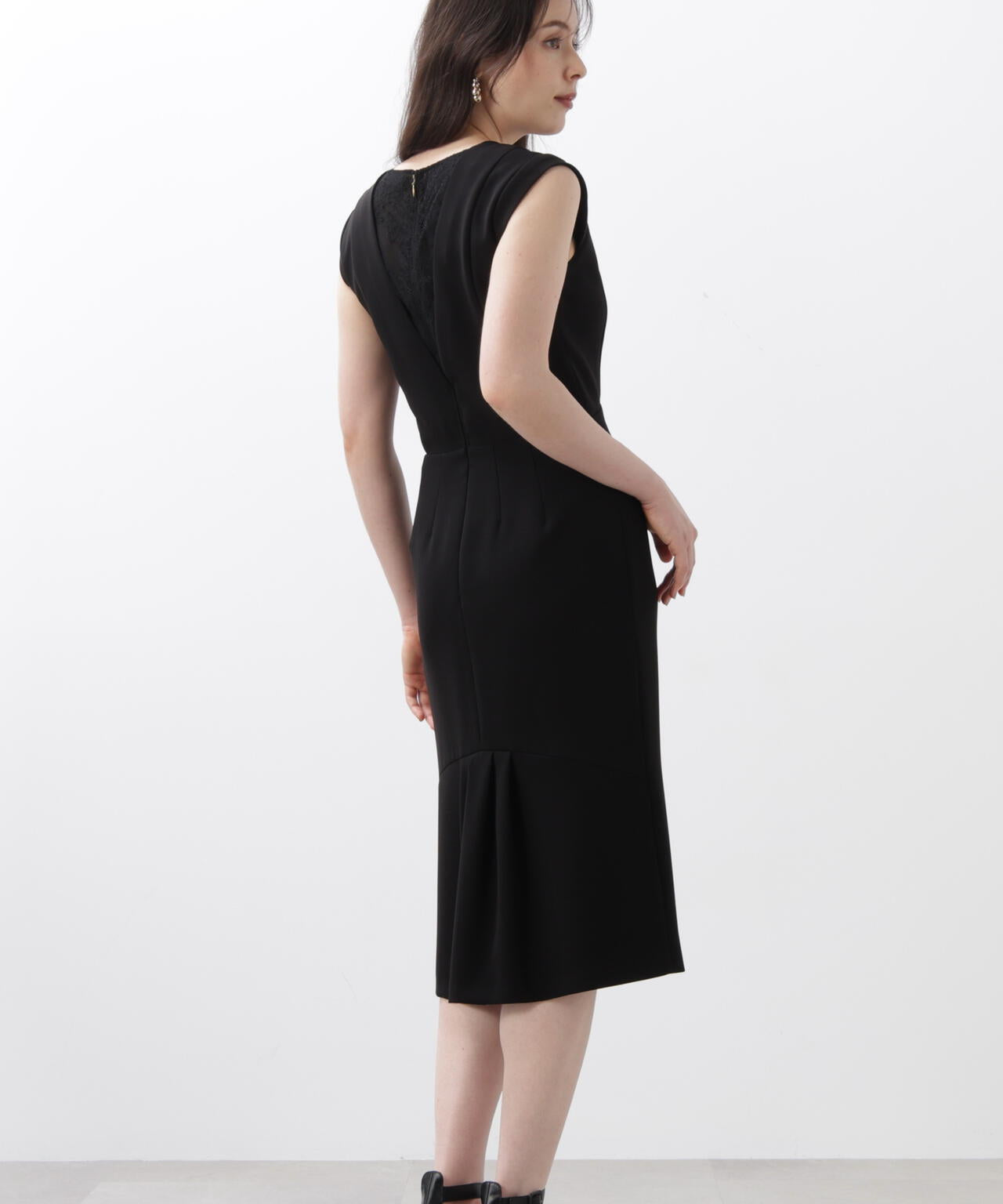 【URBAN PRECIOUS】レースコンビタイトワンピース