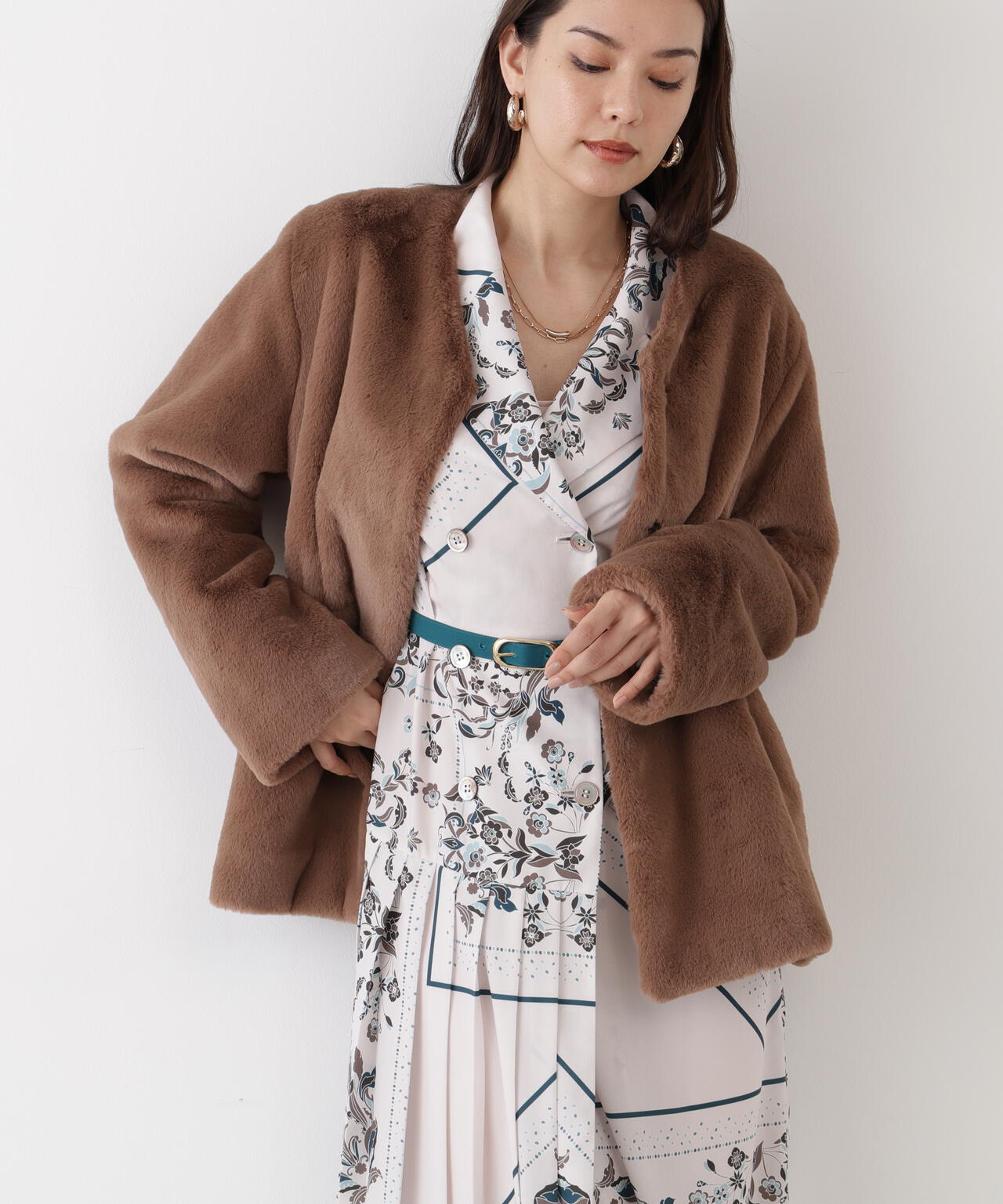 ティペット付きフォーファーショートコート