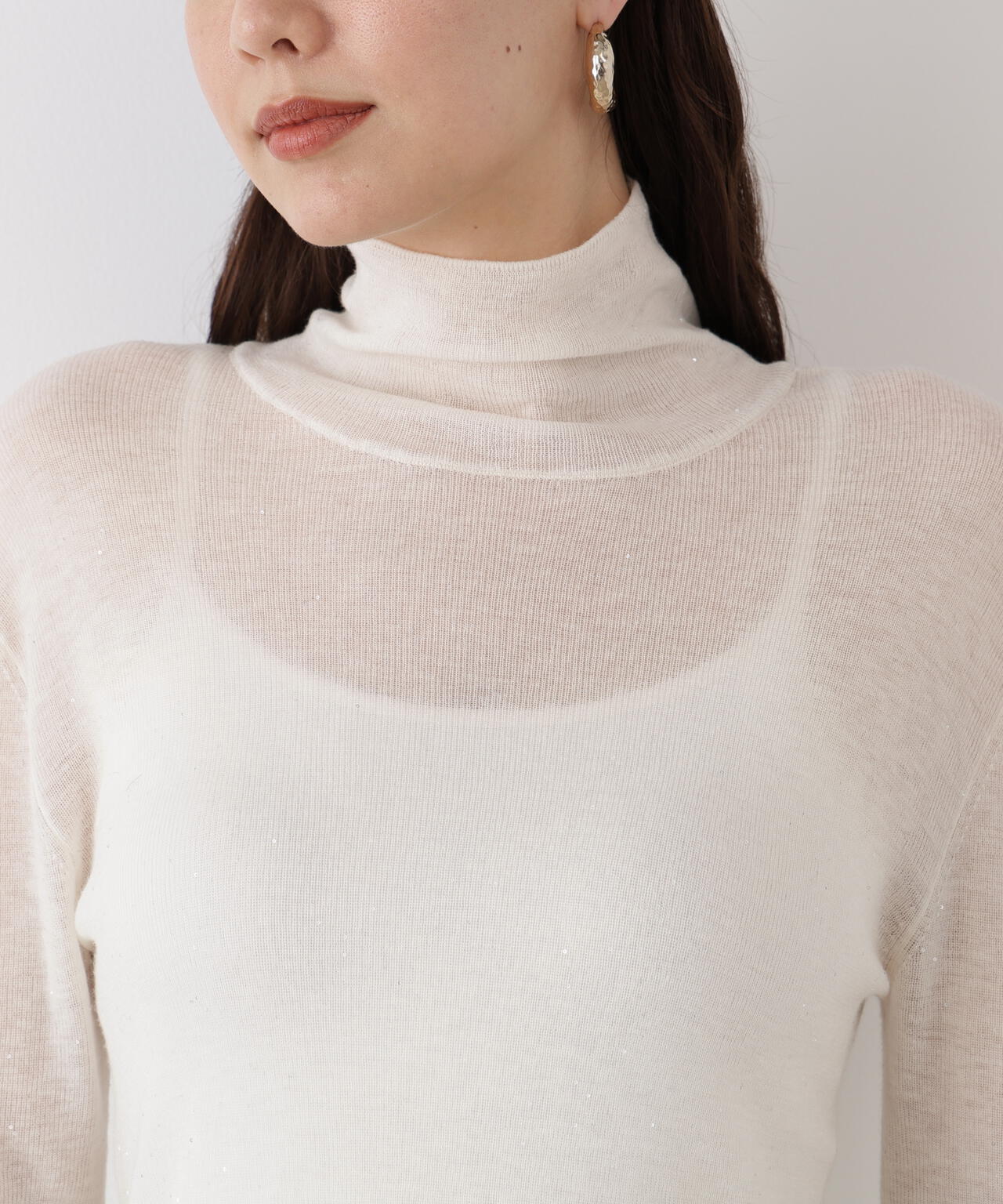 スパンコールシアーモックネックプルオーバー