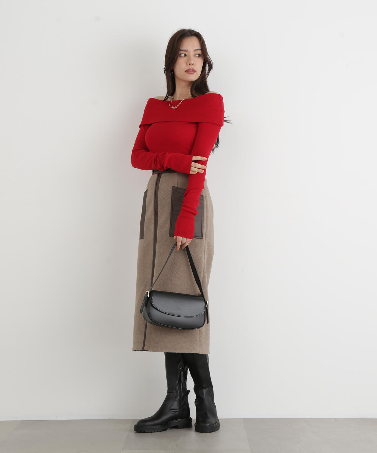 オフショルダー2WAYニットプルオーバー