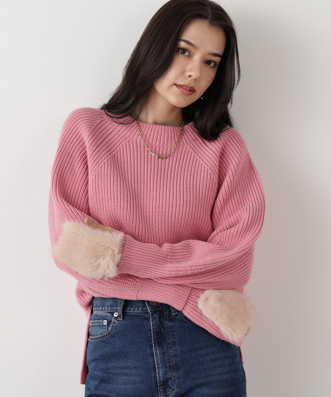 ファーグローブ付き畦ニットプルオーバー