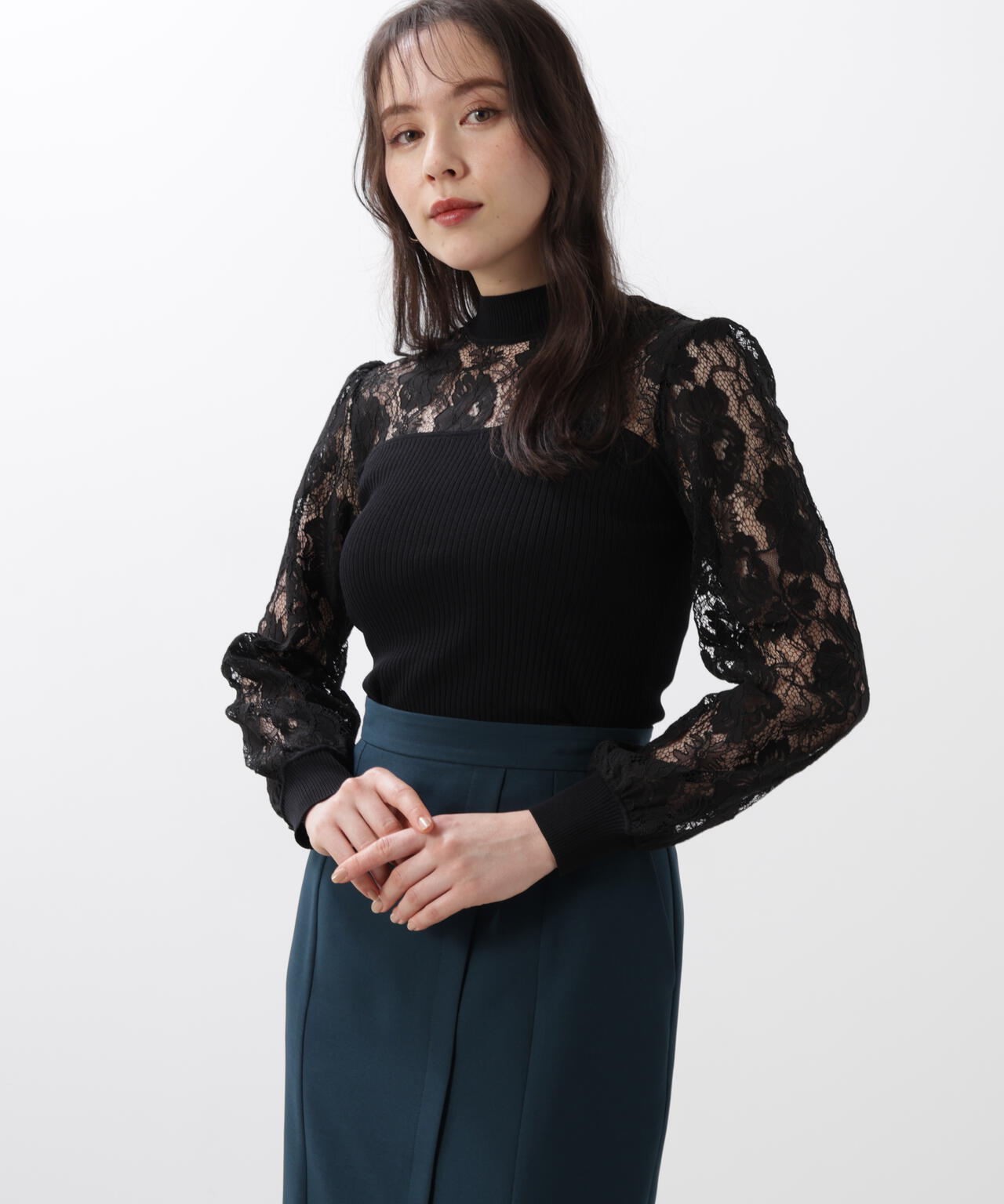 レースコンビモックネックニットプルオーバー