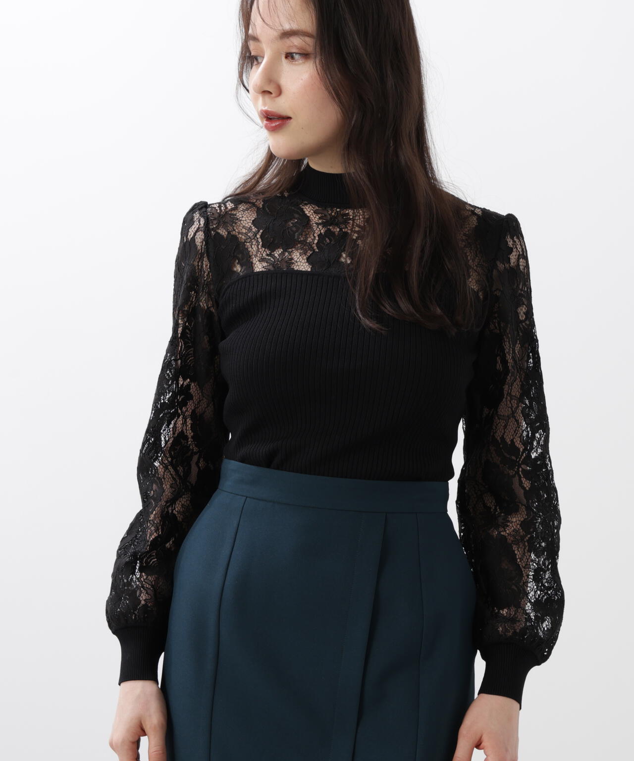 レースコンビモックネックニットプルオーバー