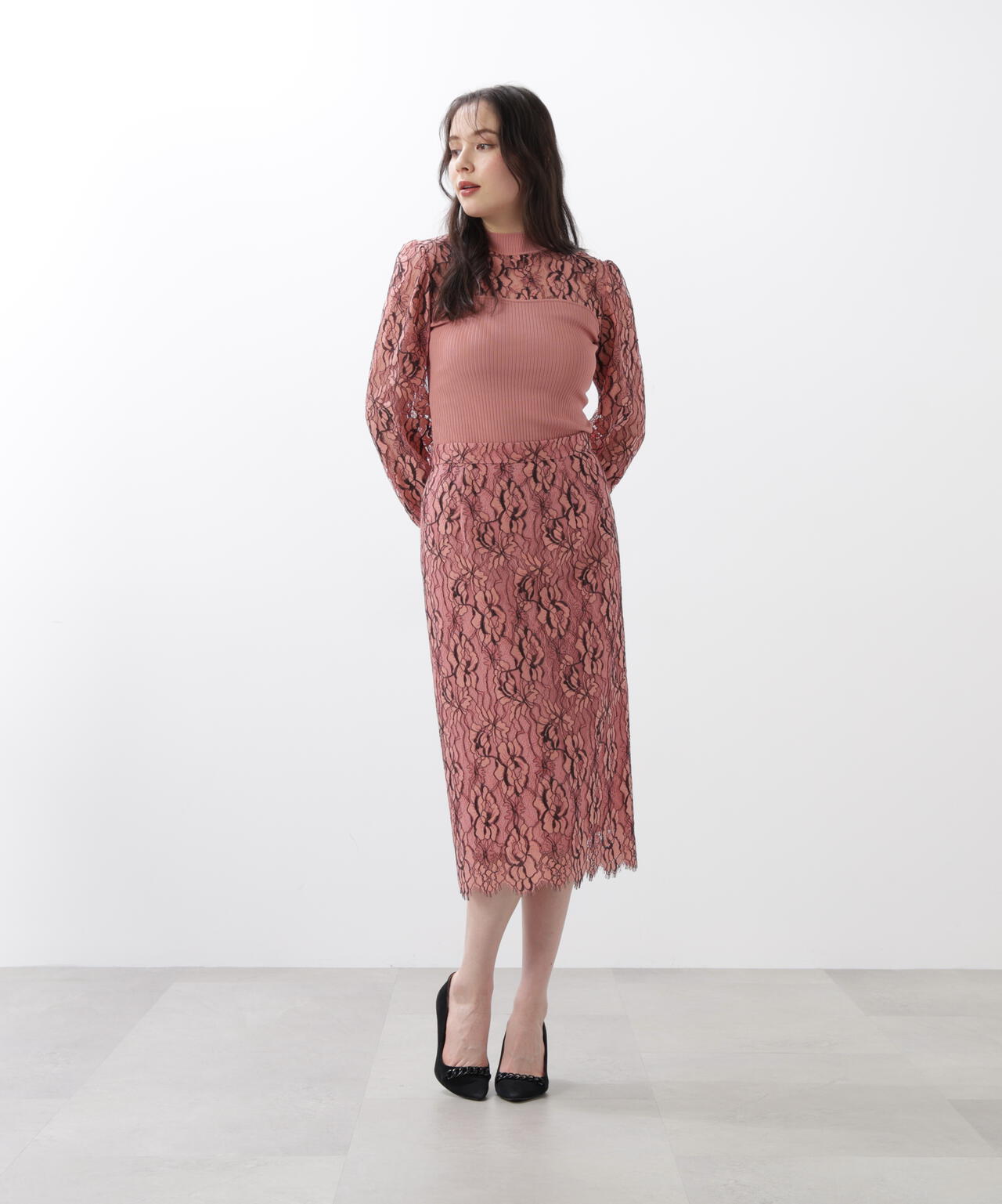 レースコンビモックネックニットプルオーバー