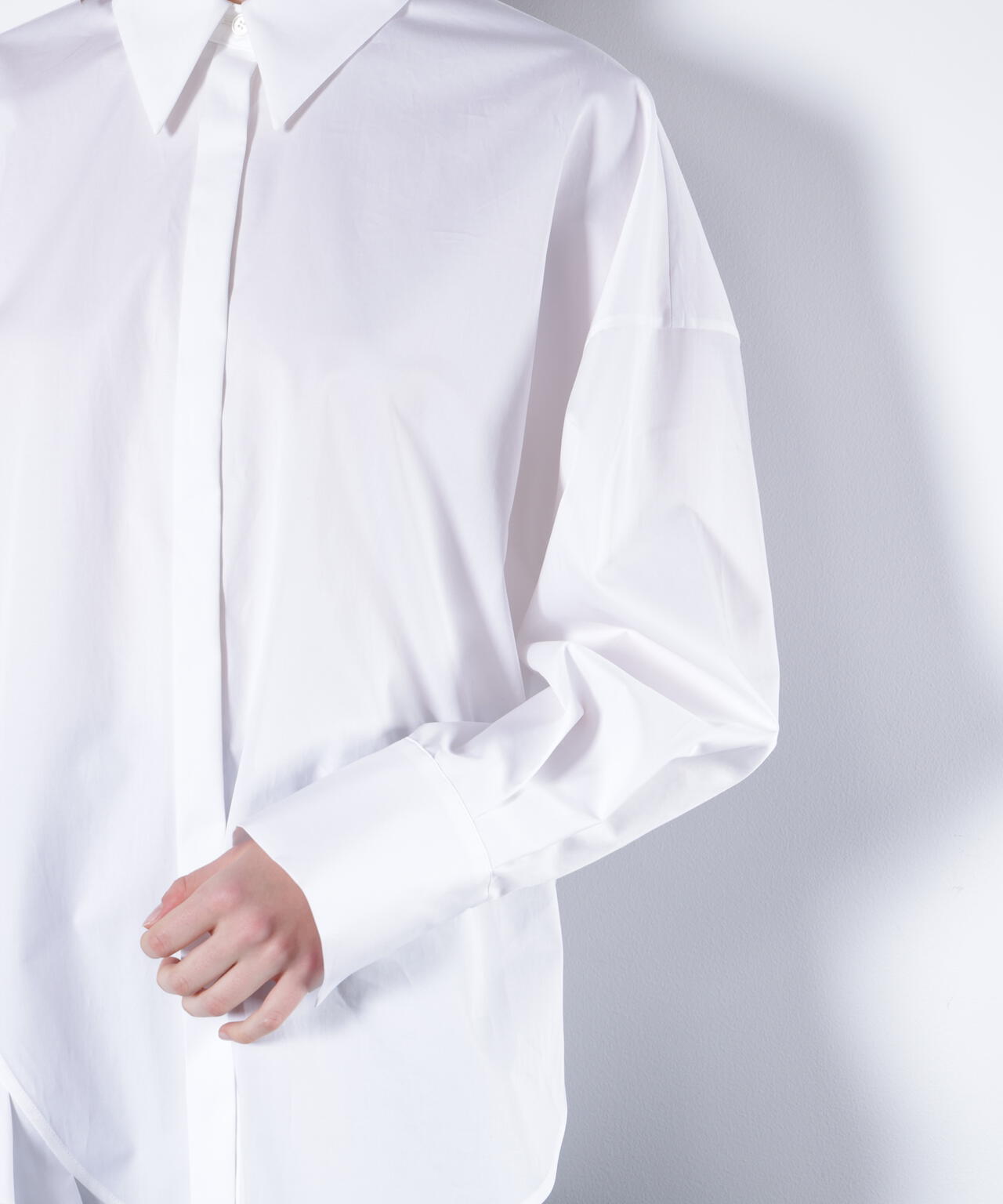 ラッフルシャツ_