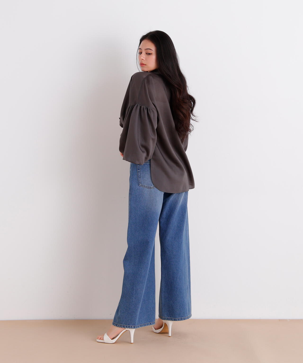 167cm B:82 W: 62H:88 着用サイズ:38