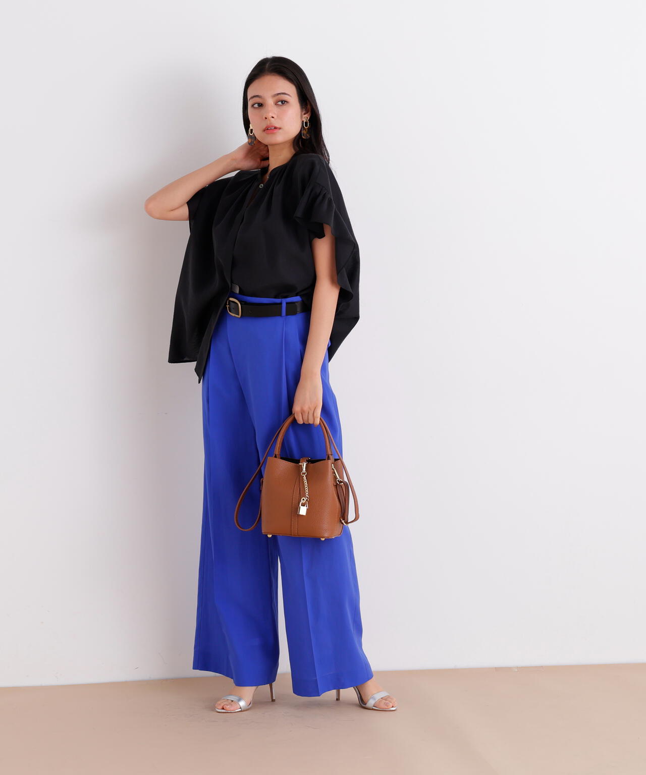 167cm B:82 W: 62H:88 着用サイズ:38