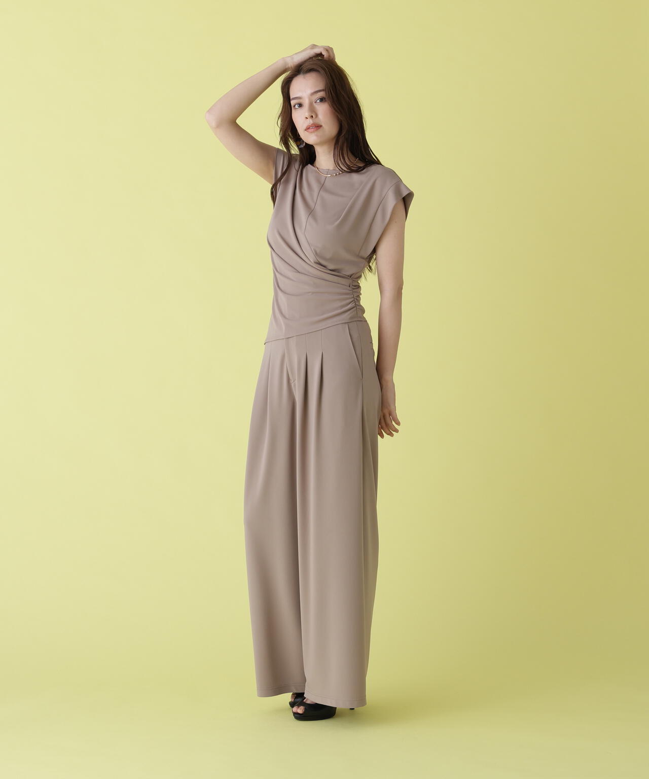 172cm B:86 W:62 H:91 着用サイズ:38