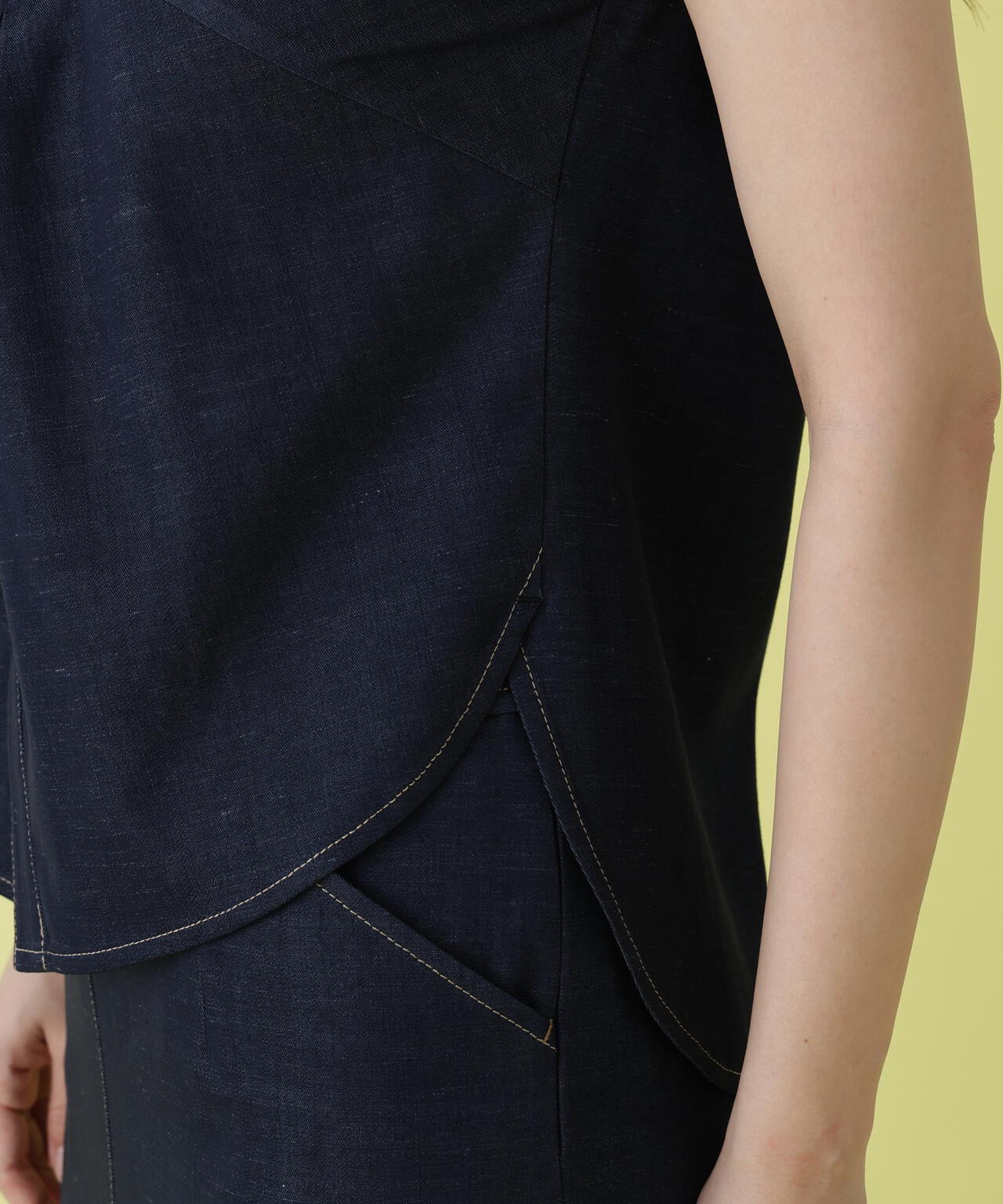 フロントクロスブラウス