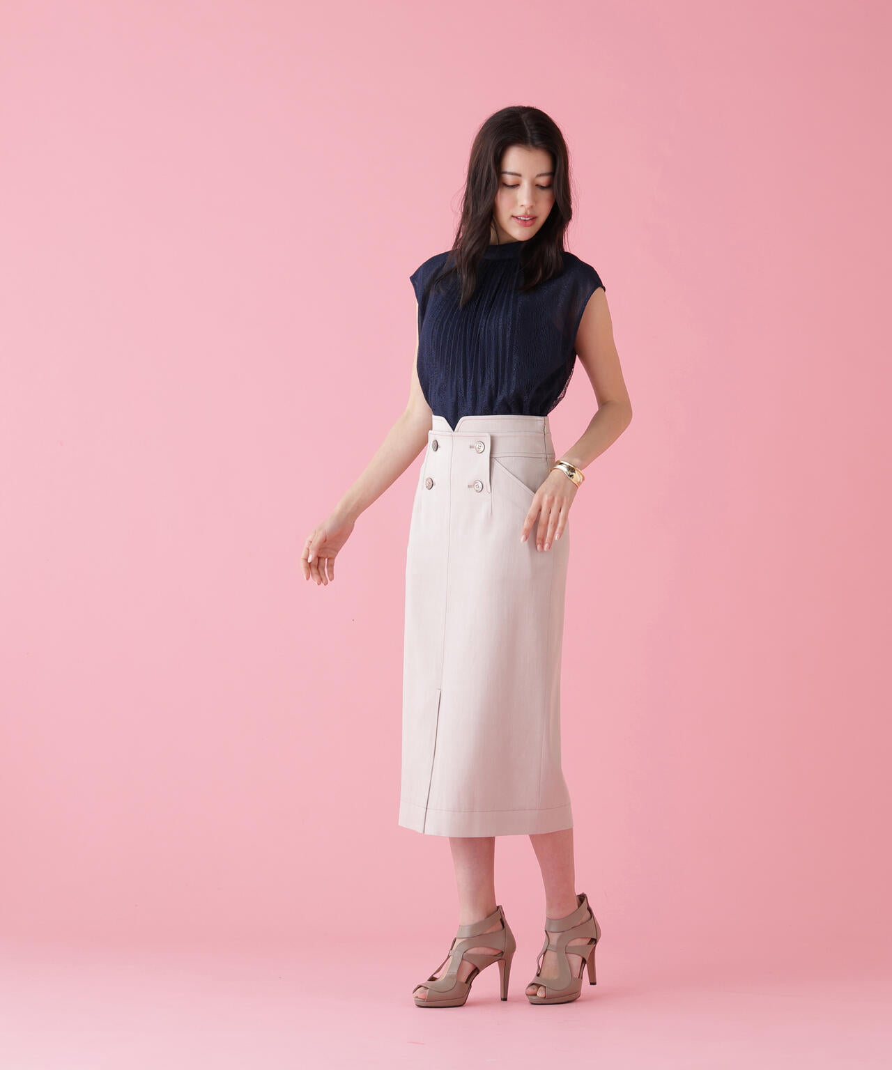 172cm B:86 W:62 H:91 着用サイズ:38