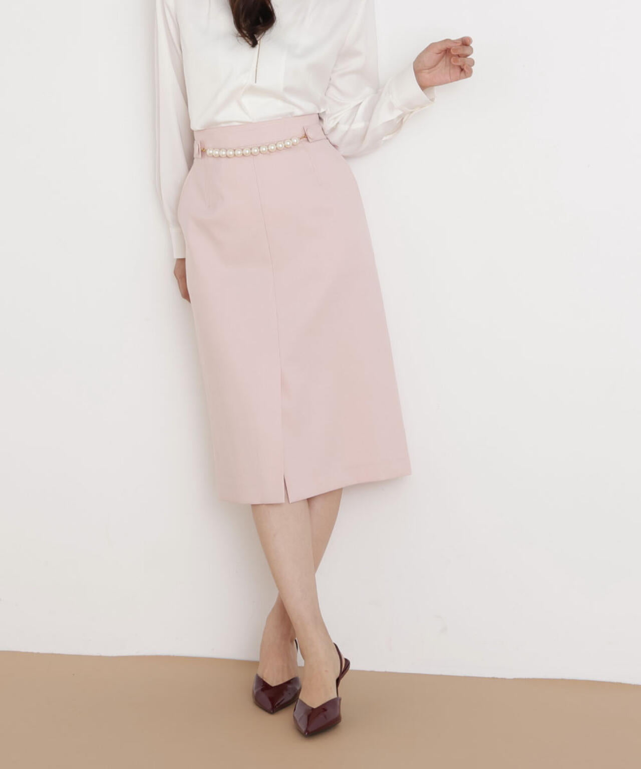 パールウエストタイトスカート